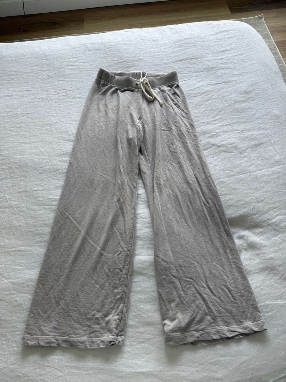 James Perse Cropped Lounge Pants